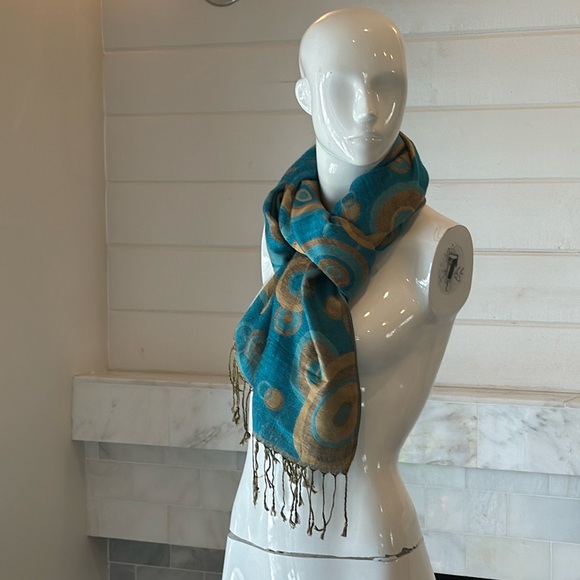 Reversible Turquoise & Brown Circle Print Fringe Pashmina Wrap Scarf or Sarong - Picture 7 of 13